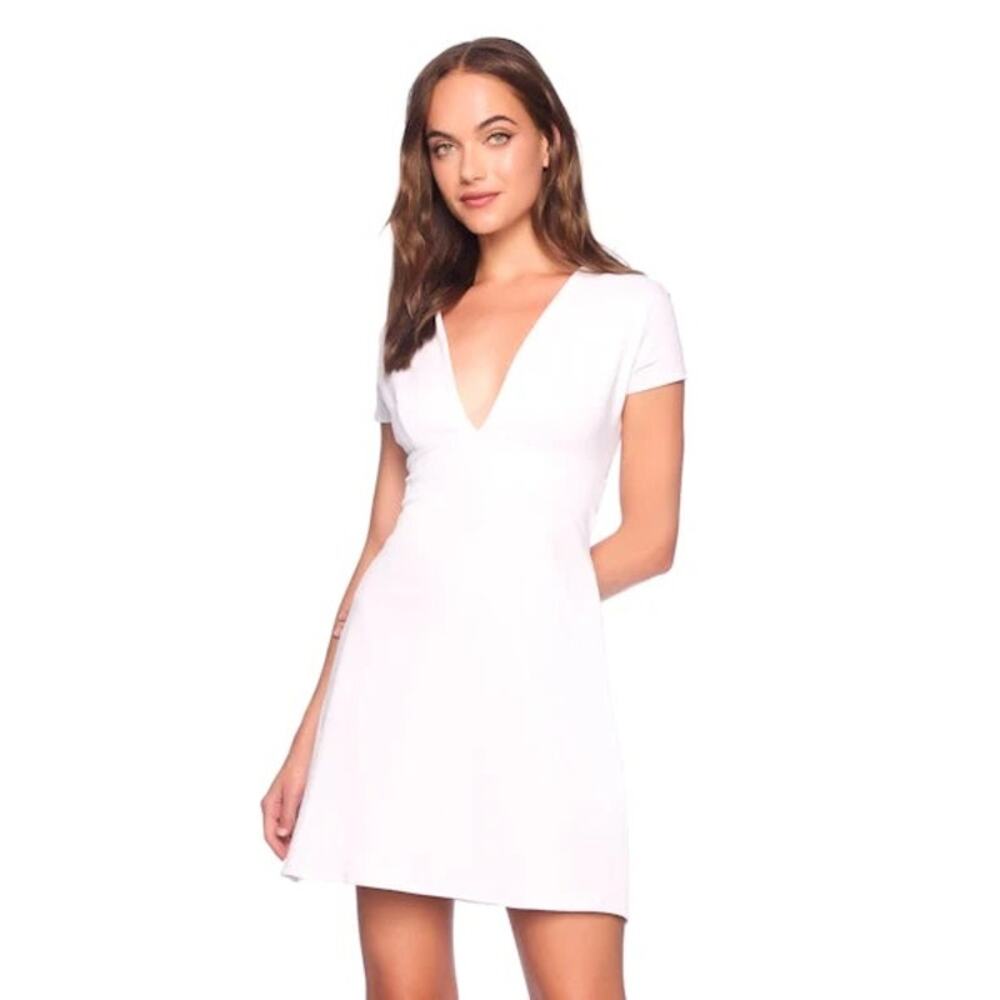 NWT Susana Monaco Sz L Sugar White Short Sleeve V-Neck A-Line Simple Mini Dress